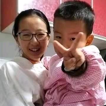 平凡的小石头