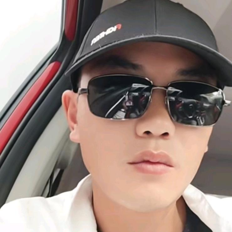 ༺༃發༒仔༃༻