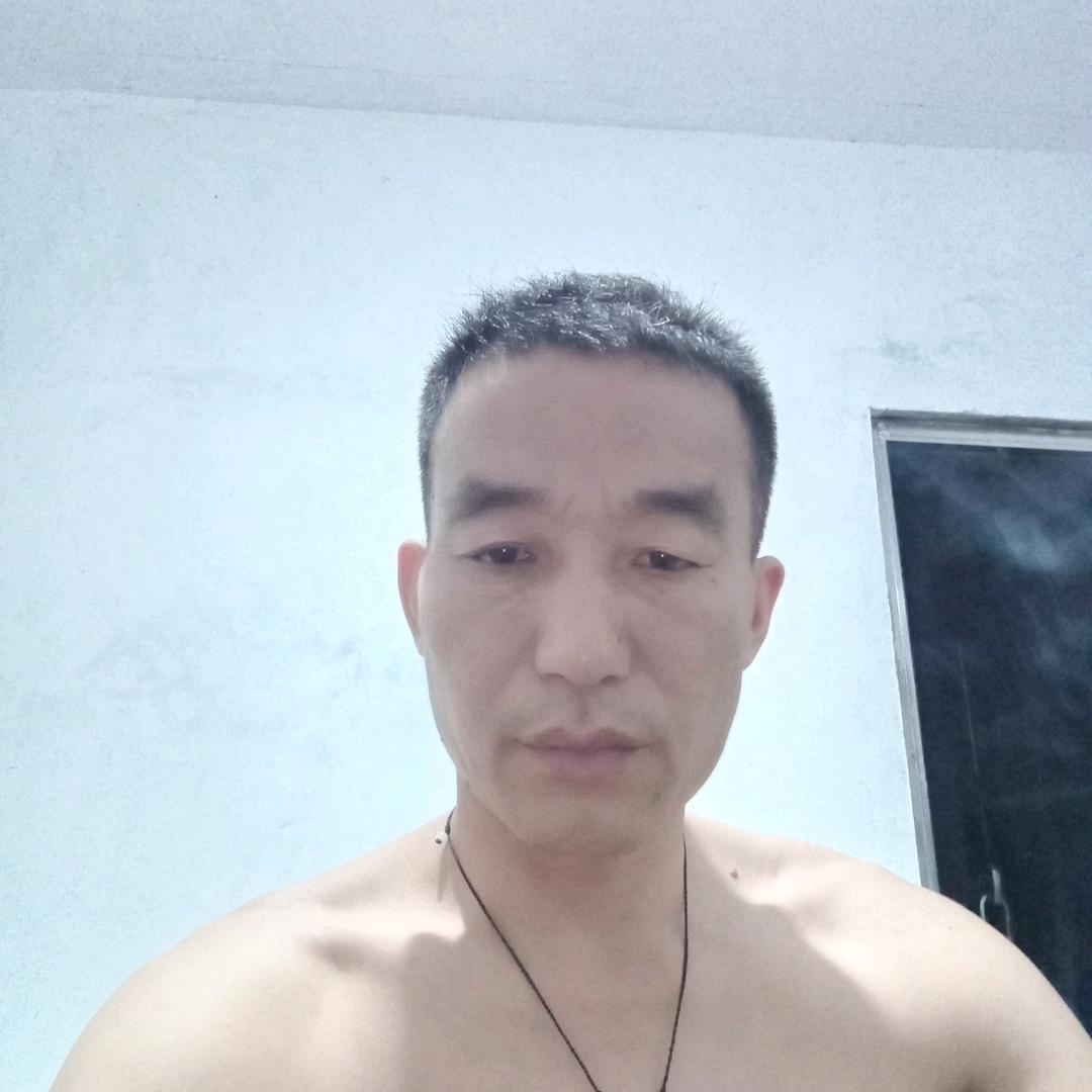 爱喝酒的老头