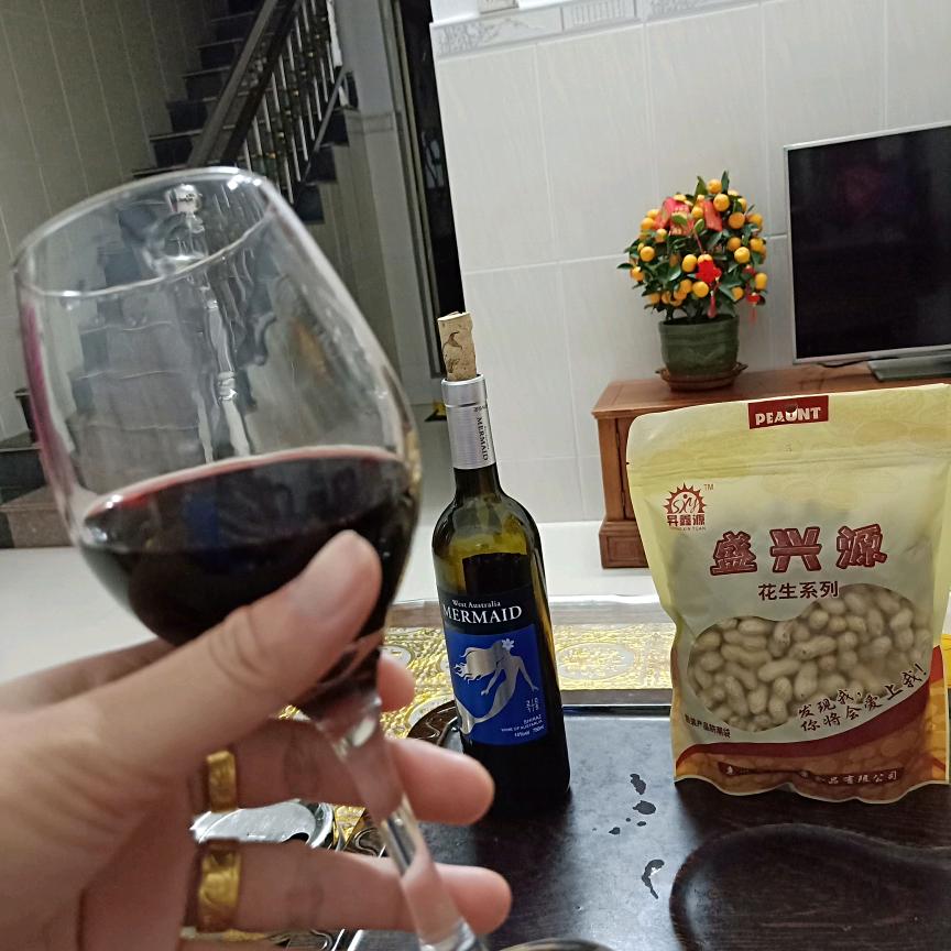 四季椰子鸡碣石店