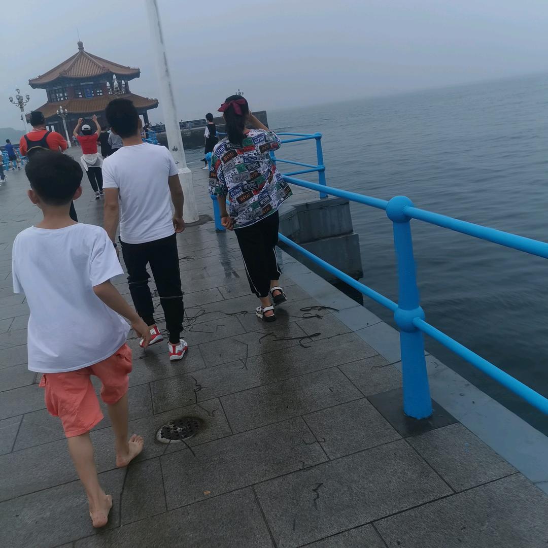 慧三妮