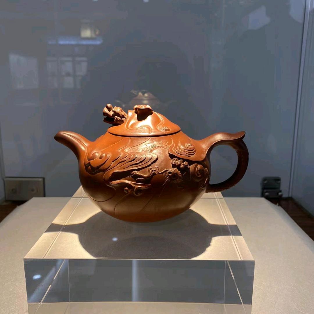 常安人严伟