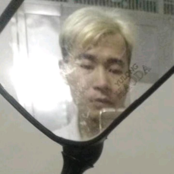 黑街的男孩