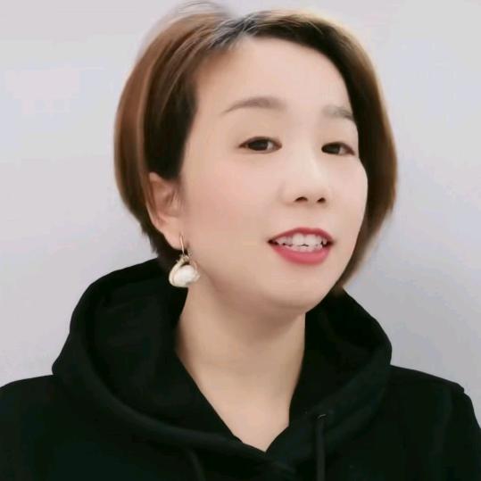 1365725969爱莉雅雪中飞内衣