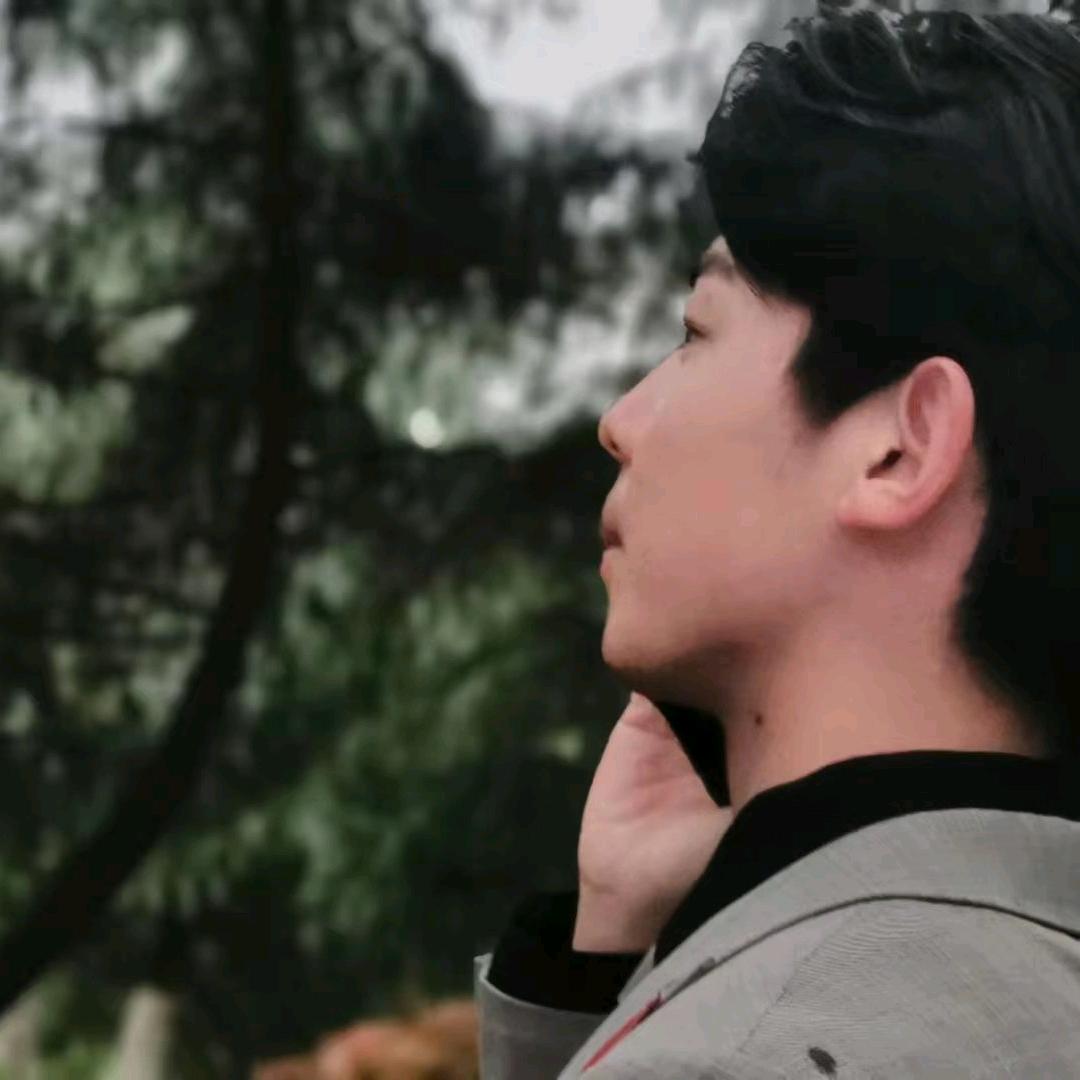 小卢同学