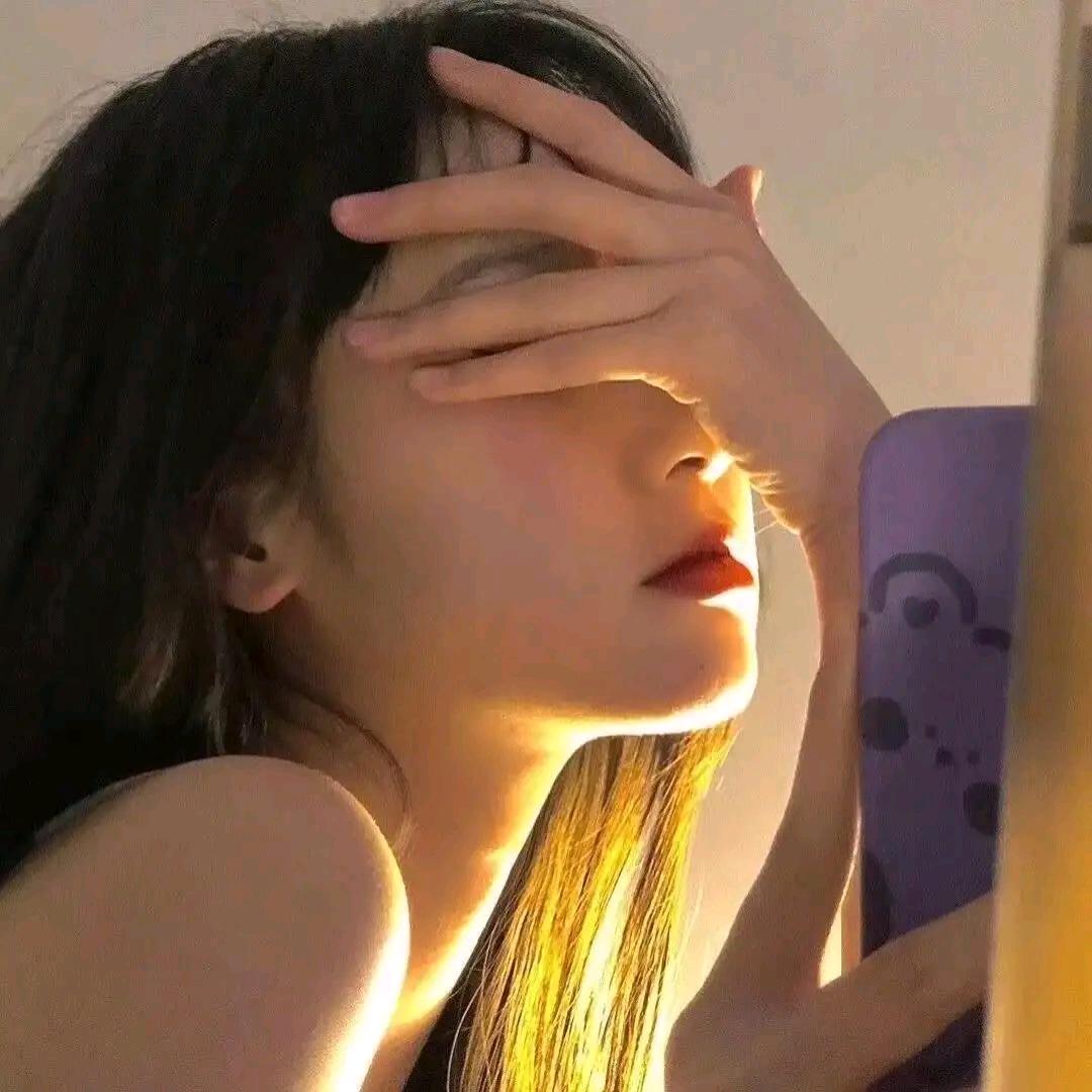 石柱设计师偏偏