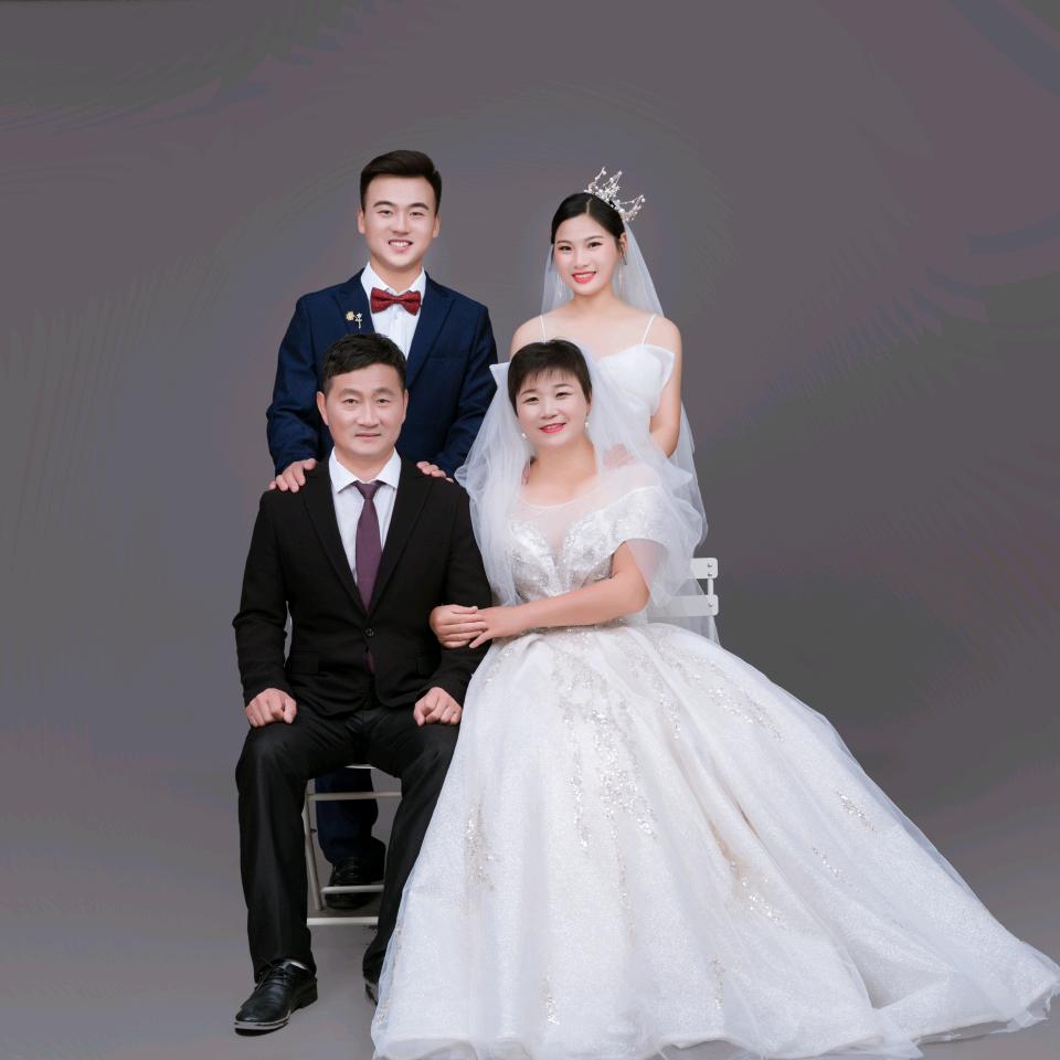 漂亮的小妞