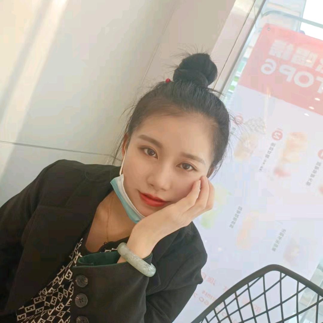 小花花🌸