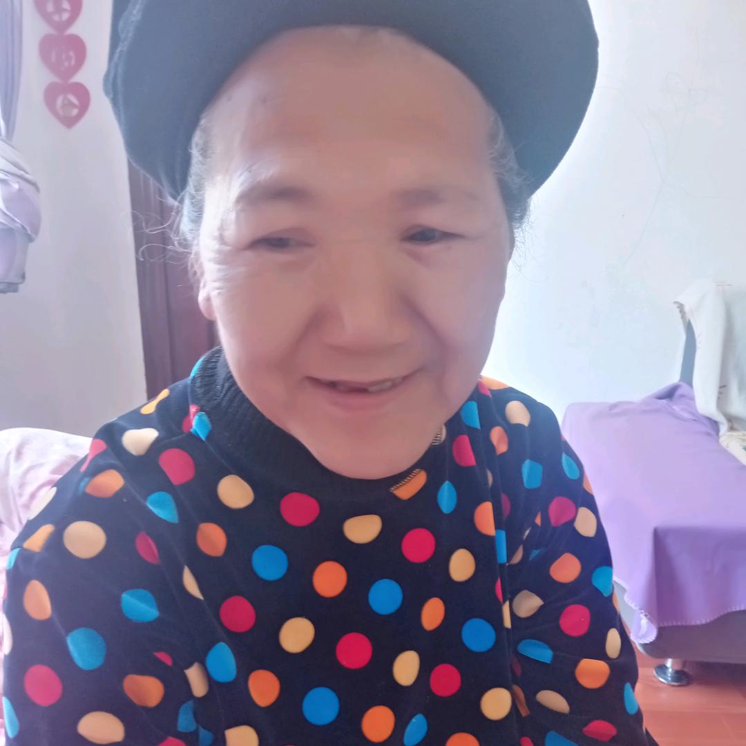 慈祥的母亲