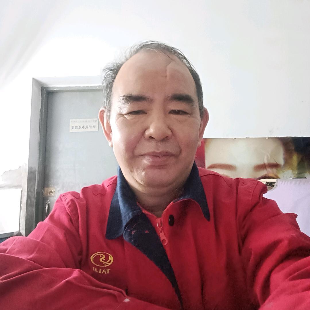 @严哥小号，（大号早上6.20）直播