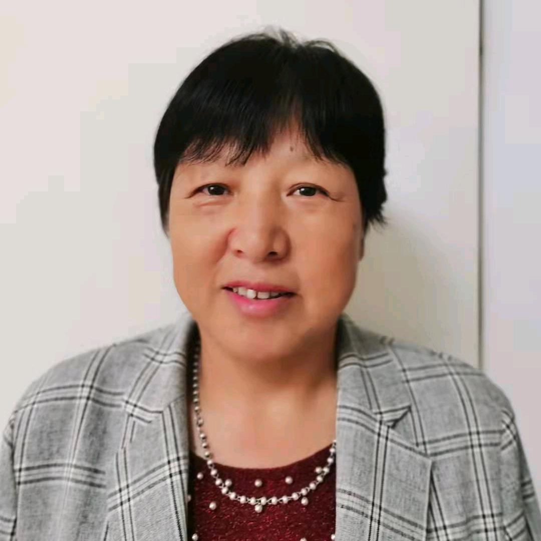 李春英
