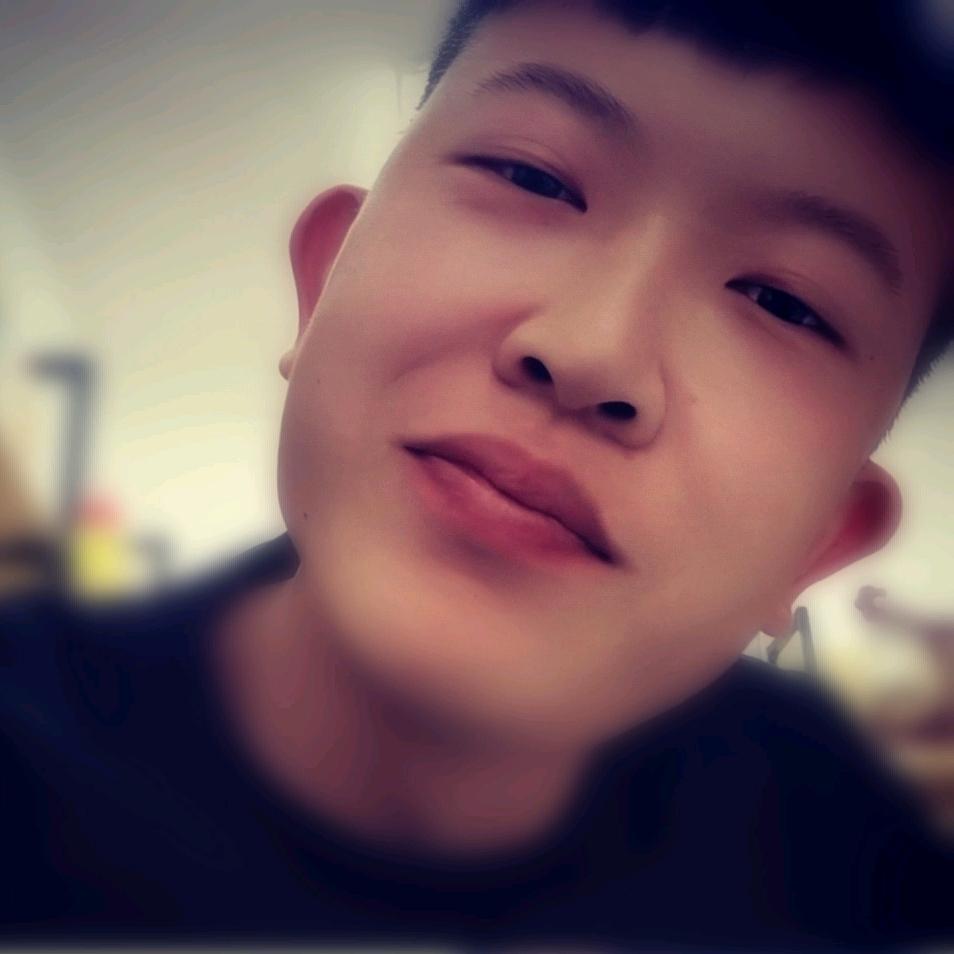 信国辉