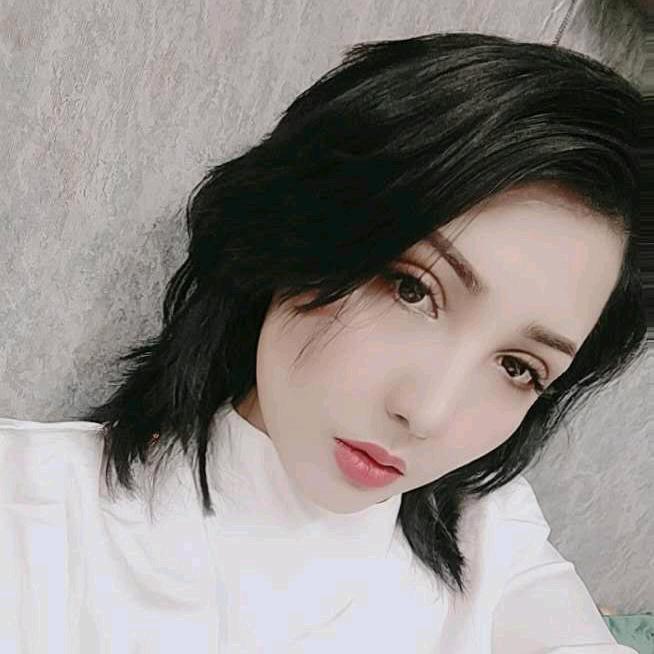古丽吉尼提化妆店