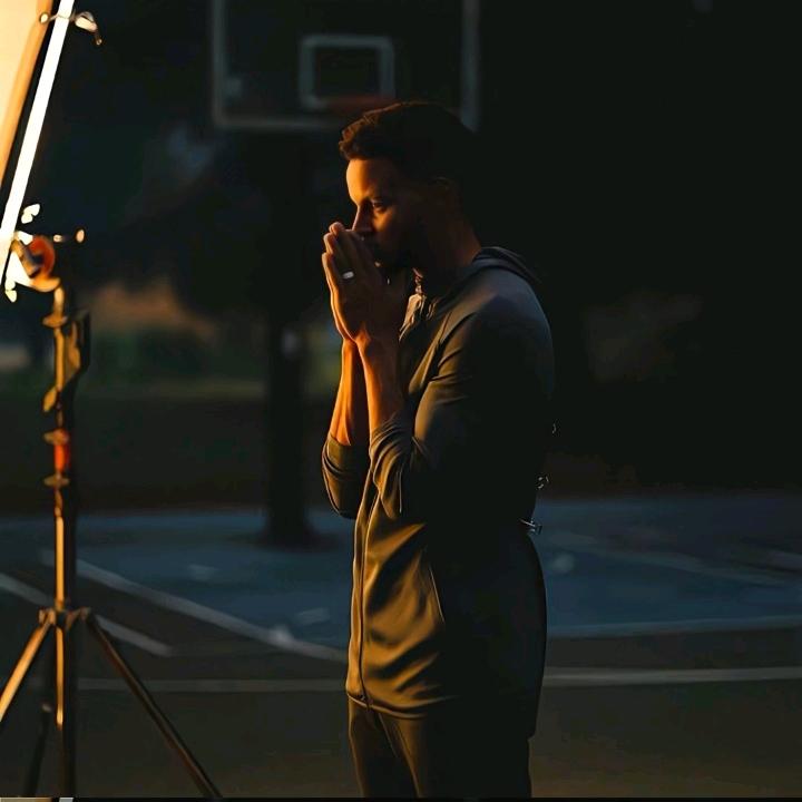 小明不会打篮球