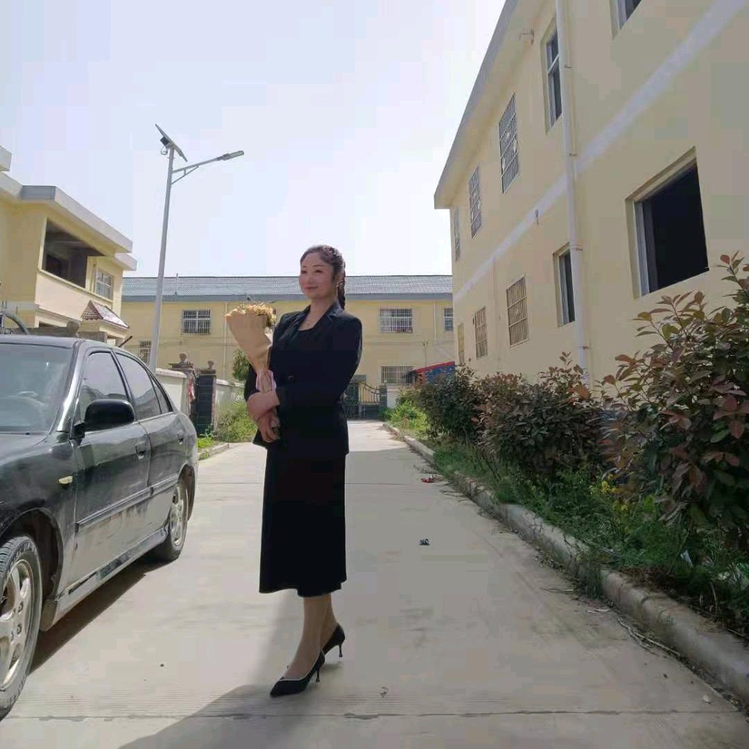 我虽不美，却是独一