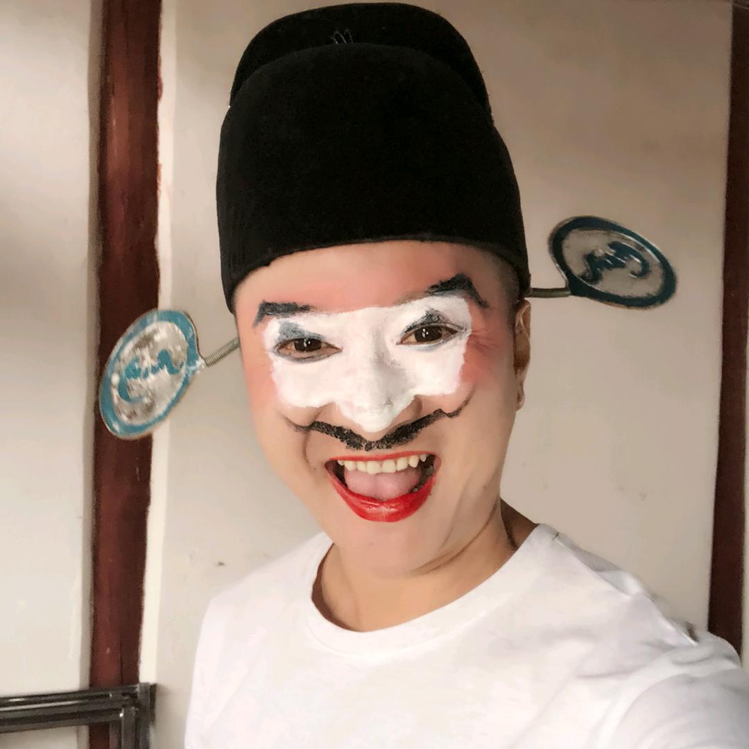 魁先生