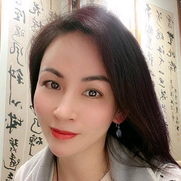 游走世界的舞者Sherry