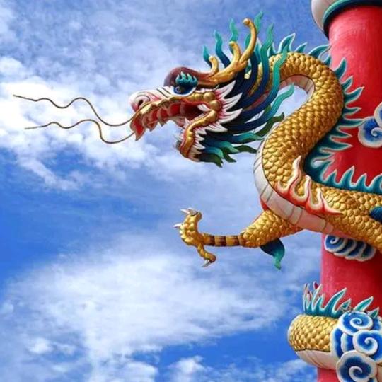 永缘纸扎，泥塑彩绘