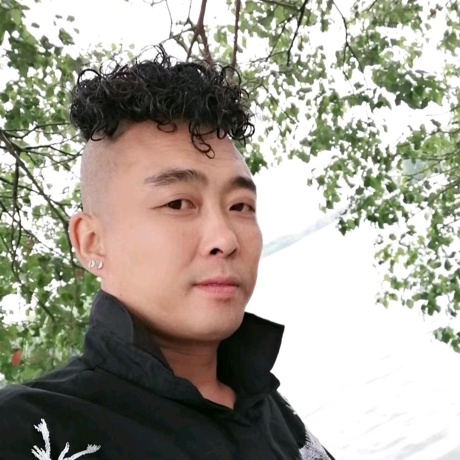 逗比岳汉，口孜潮牌童装《拒绝连赞》