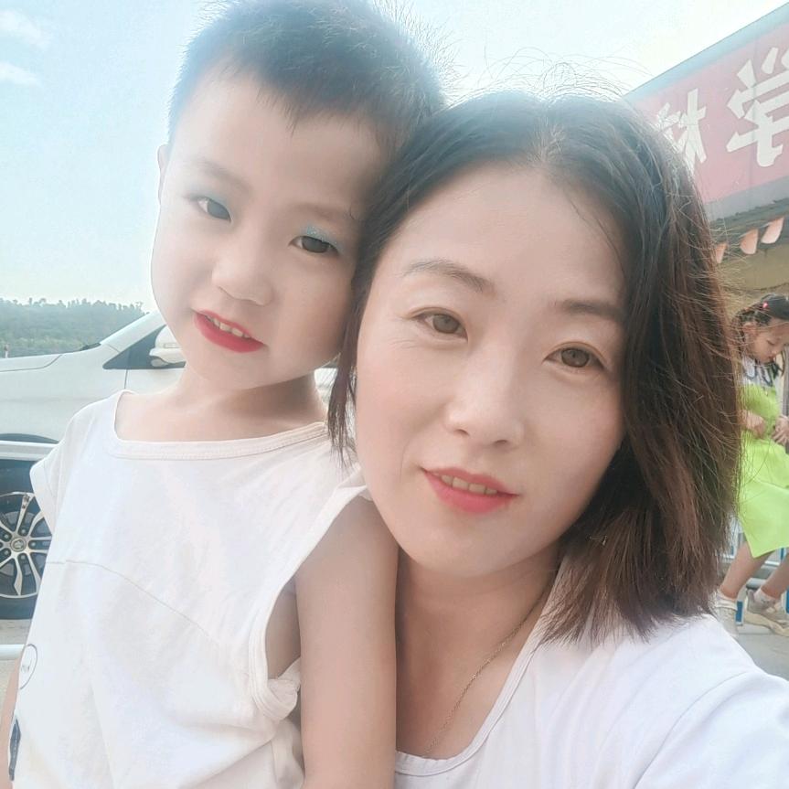 🍑🍑英丫头💗🎤