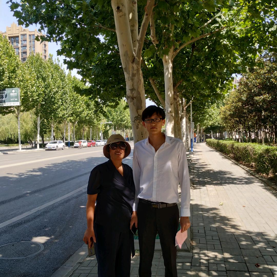 宝中联运旅游张辉