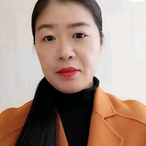 张桂粉采耳足疗按摩