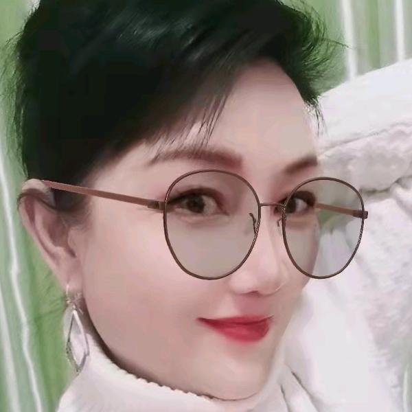 郴州市北湖区精致女人服饰店