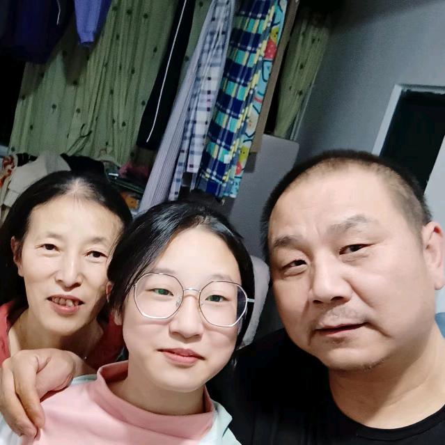 雍家三小姐