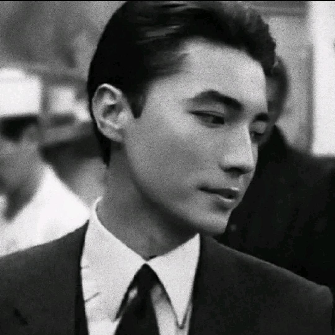 自渡.