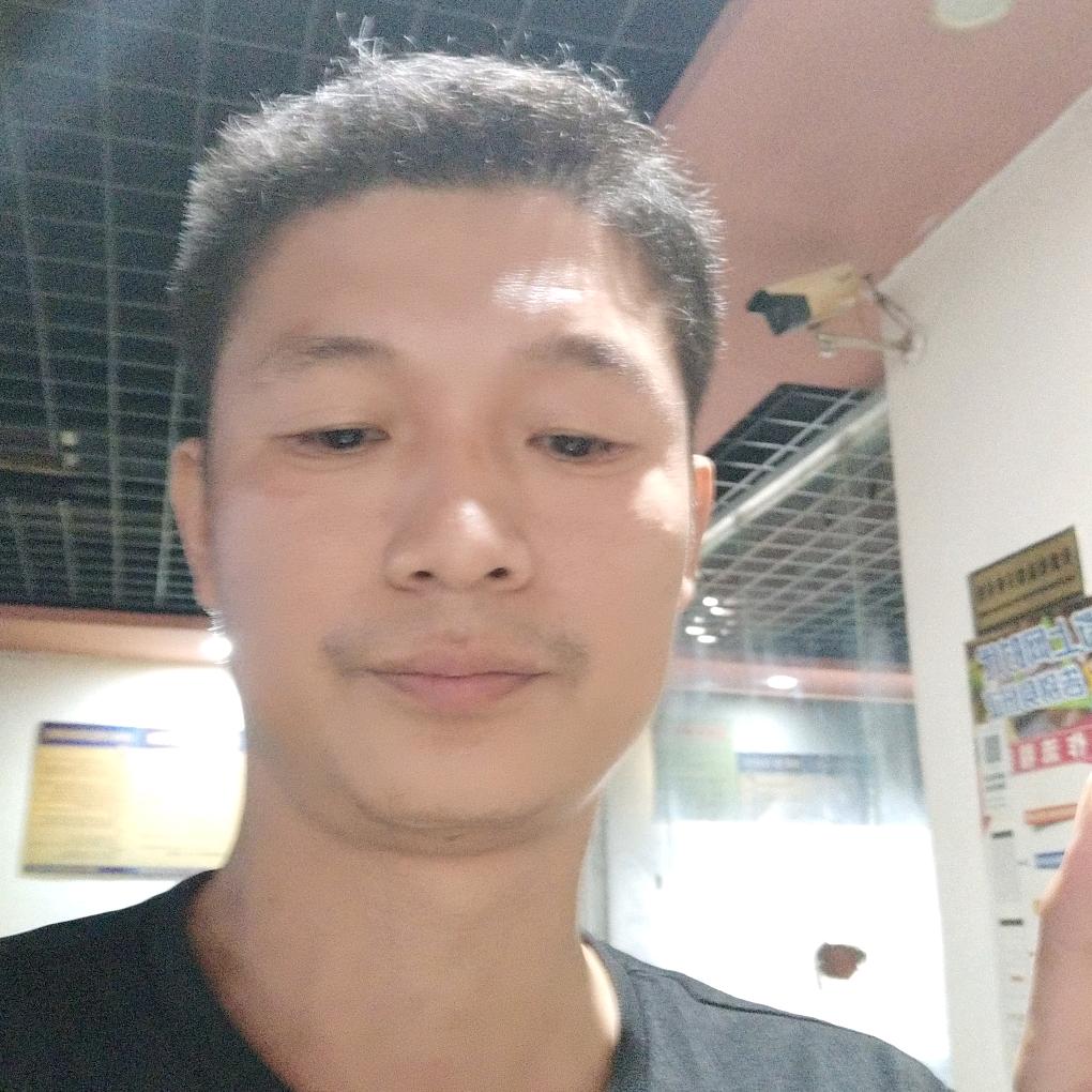 ，