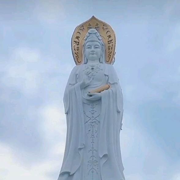 義薄雲天