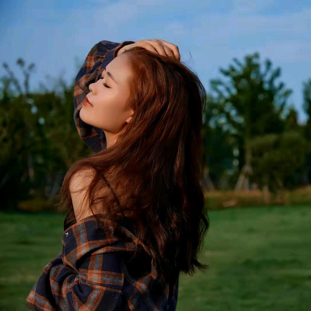 氼乚.鑫鑫（橱窗营业中）