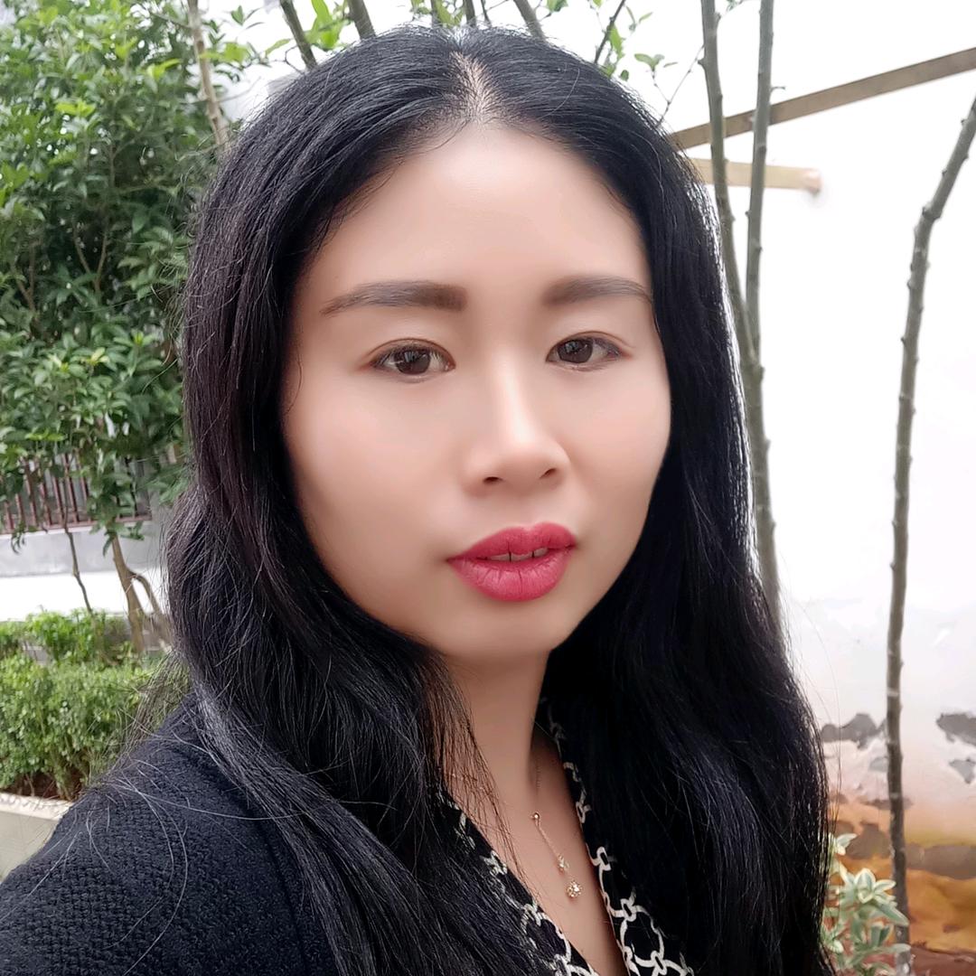 两孩儿的二小姐