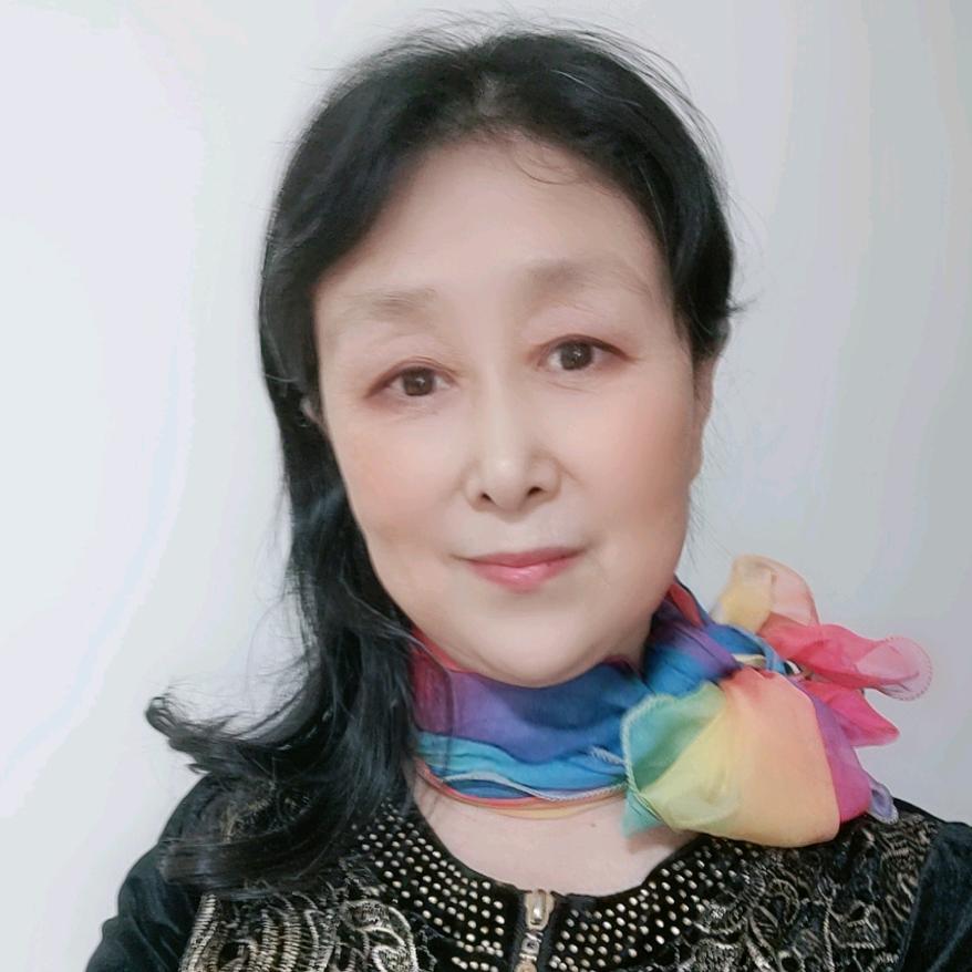 飞翔的燕子