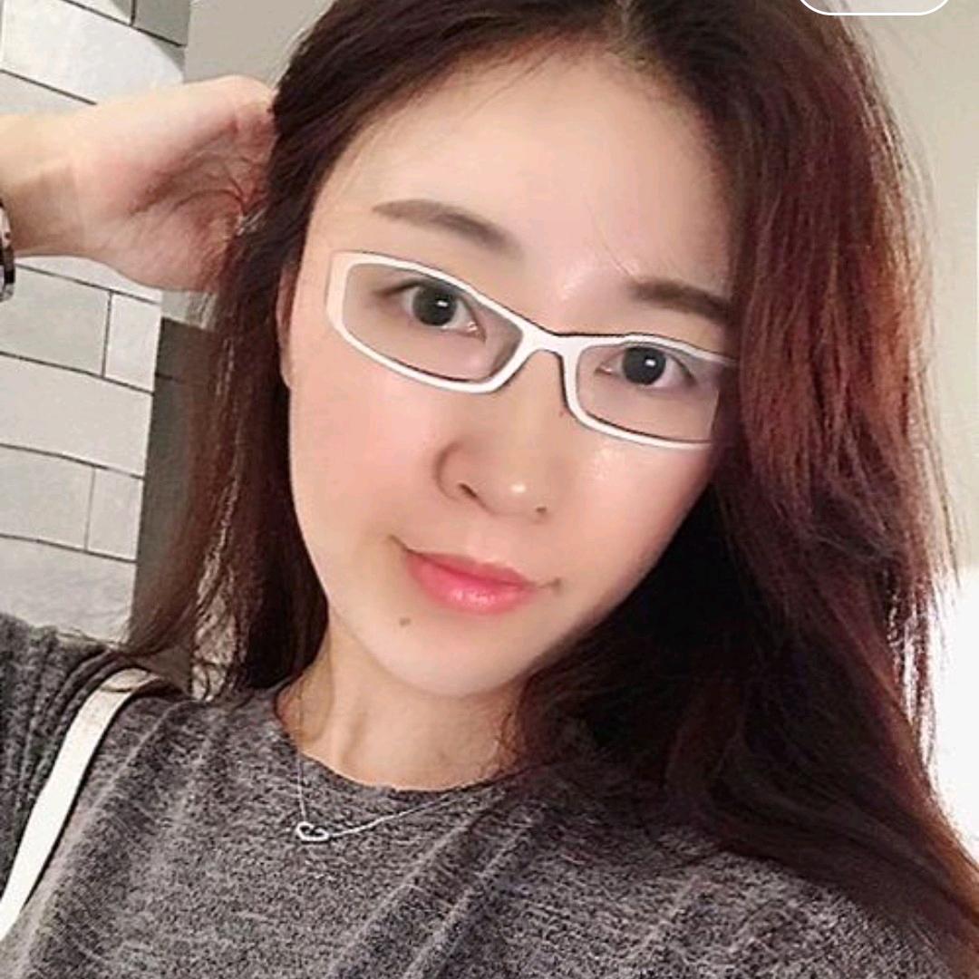 蜜儿盘盘（状元郎童装文具）