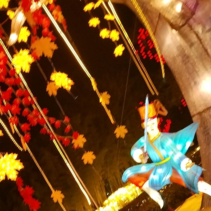 再回首
