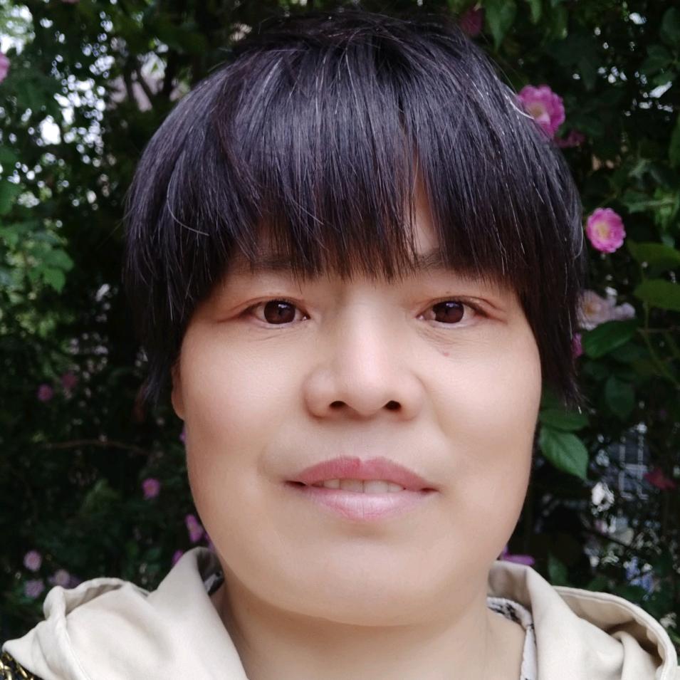 方影(金牌月嫂 催乳师)