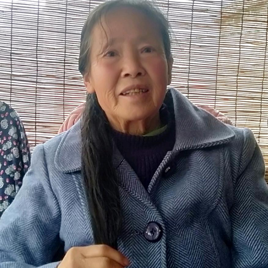 广场舞老奶奶