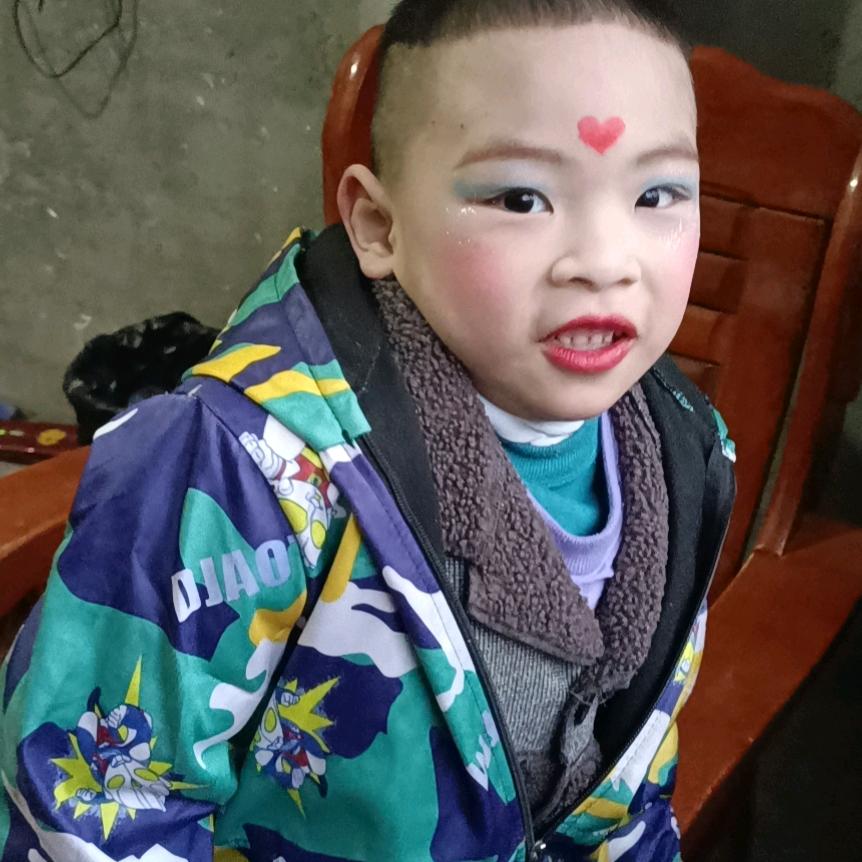 杨航起帆