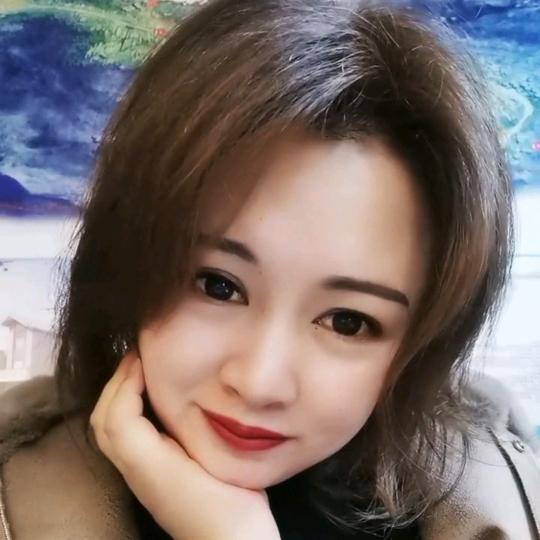 小师姐（艳子）