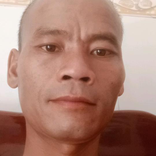 光头发哥象州金秀水果代办