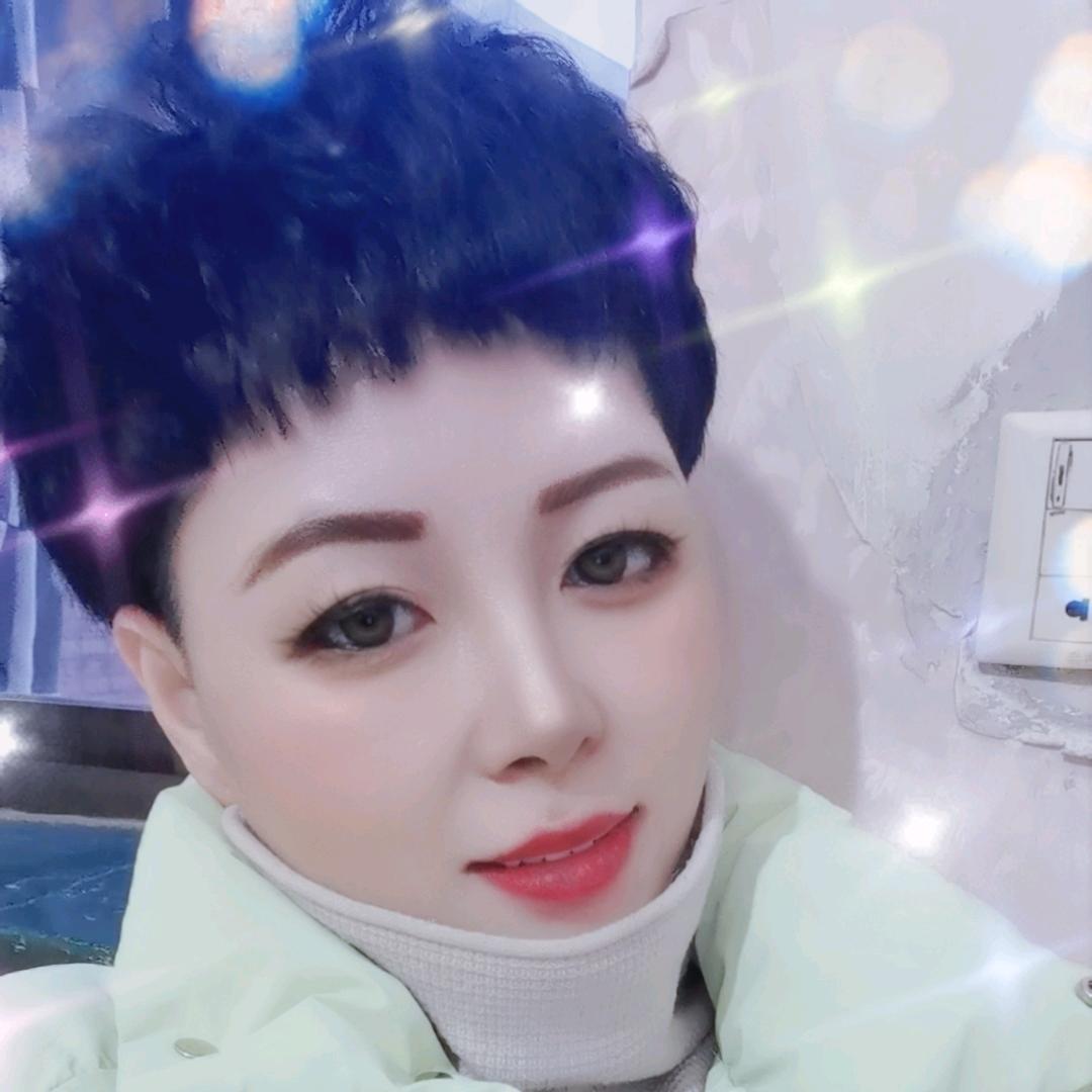 小翟形象设计