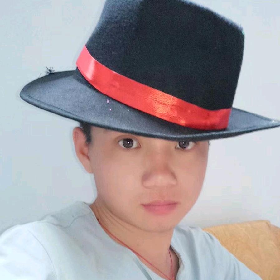 A、鑫鑫