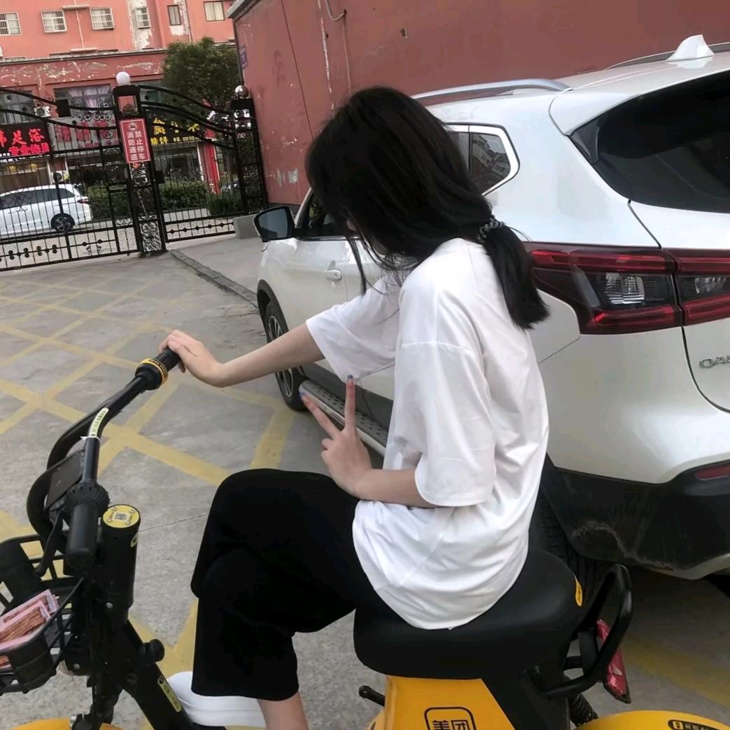 高级化妆师一小爽