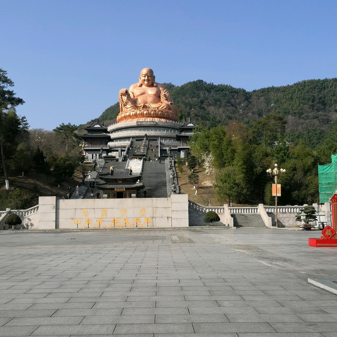 盛气凌人