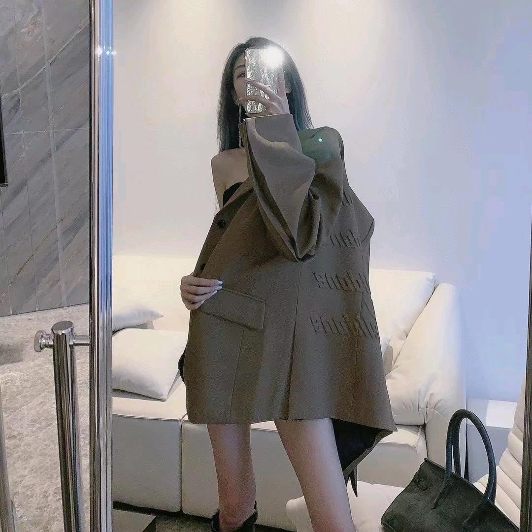 菲芝服饰