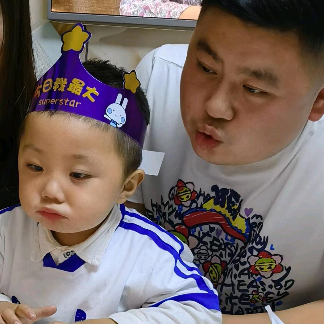 渝亮机械-董天真