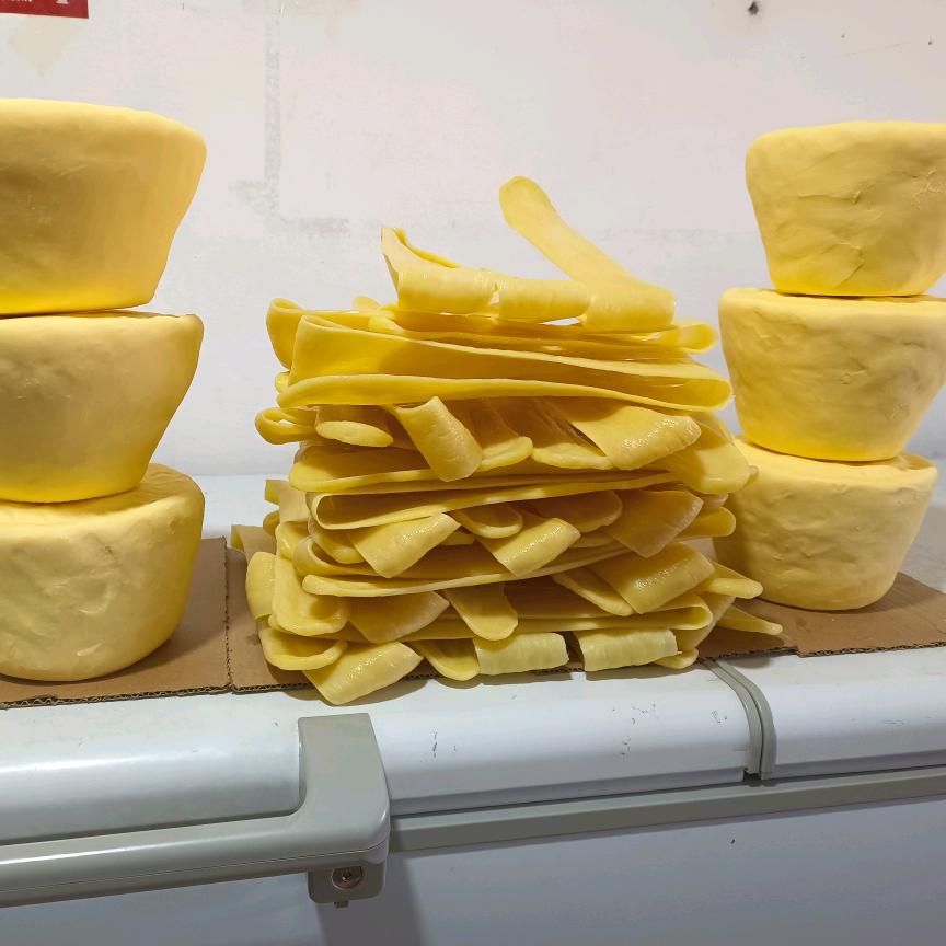 嘎吉巴萨酸奶店😋