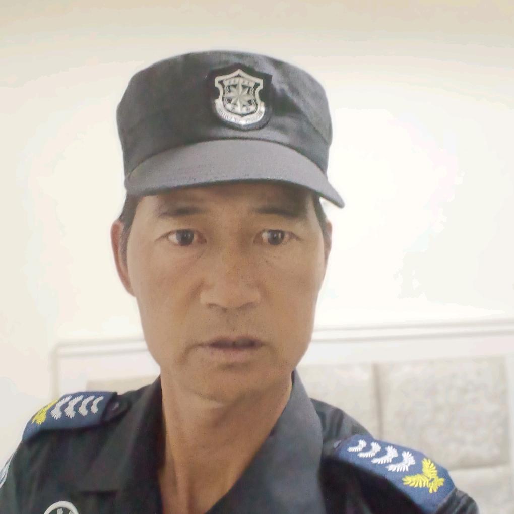 殷显洪