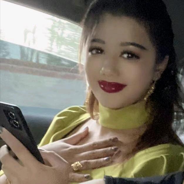 @……😘